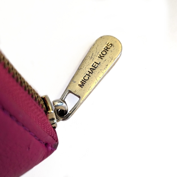 Michael Kors Pink Pebble Leather Wallet - Picture 13 of 16